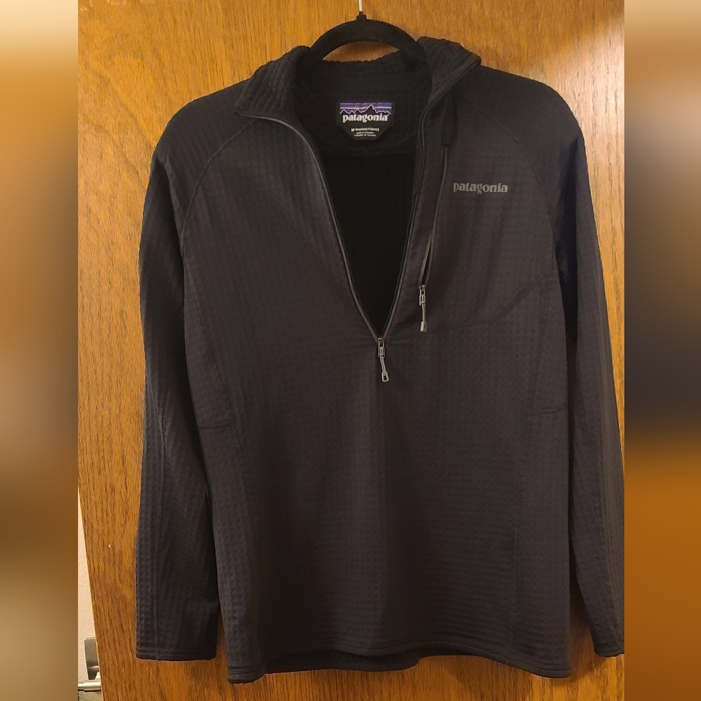 Patagonia Black Waffle-Knit Pullover